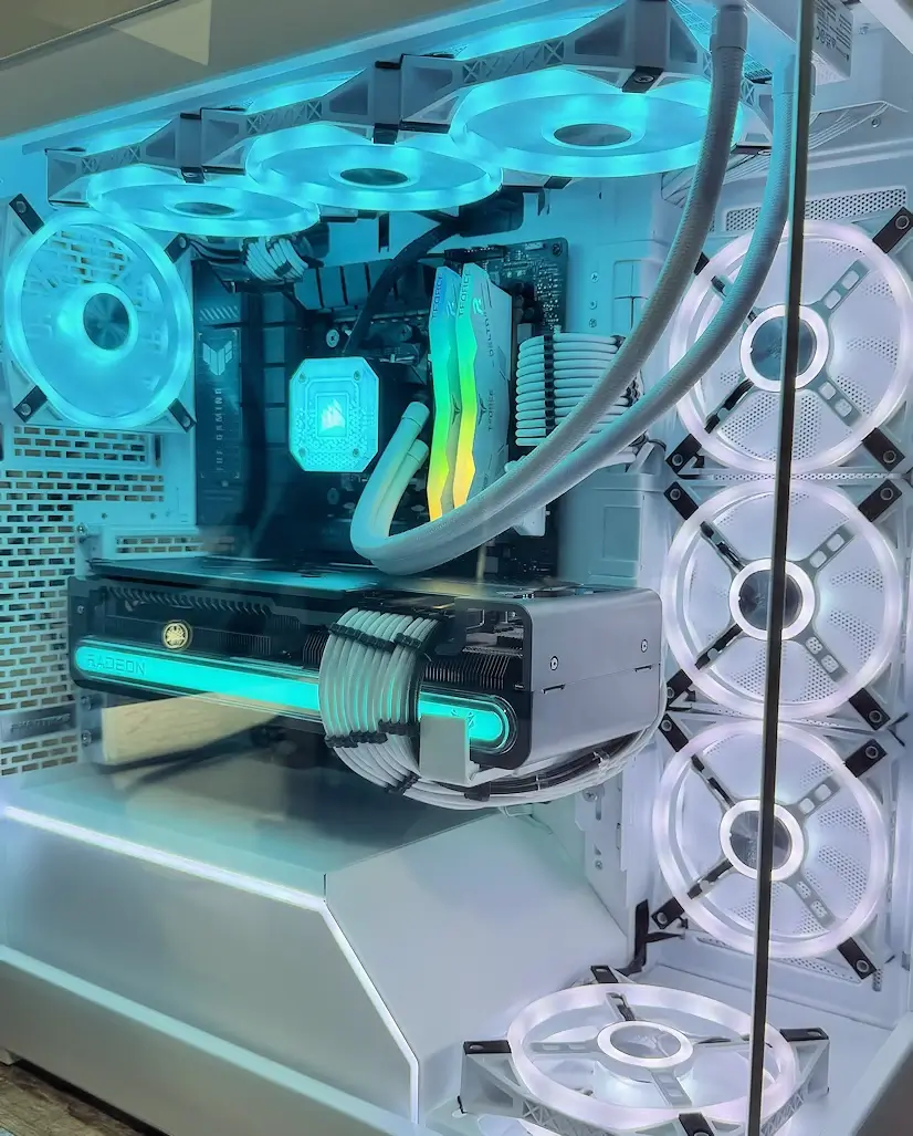 Montaje Gaming PC Phanteks Barajas